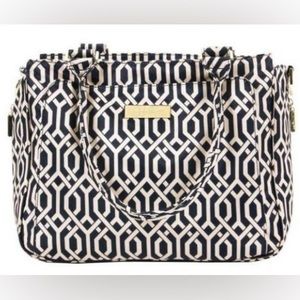 Ju-Ju-Be Be Classy - The Navigator Bag